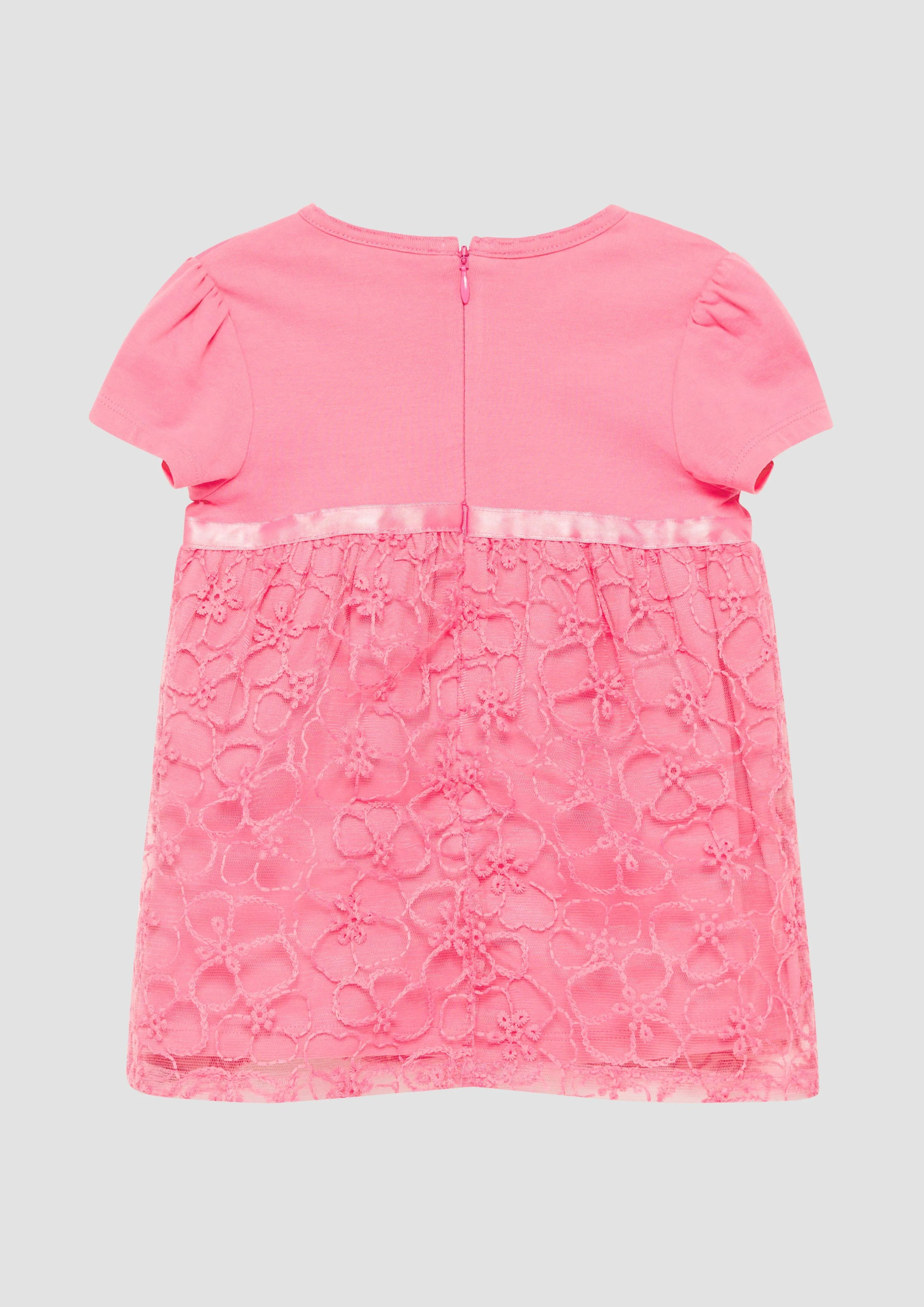 Ausgestelltes Kleid mit Puffärmeln und floralem Muster