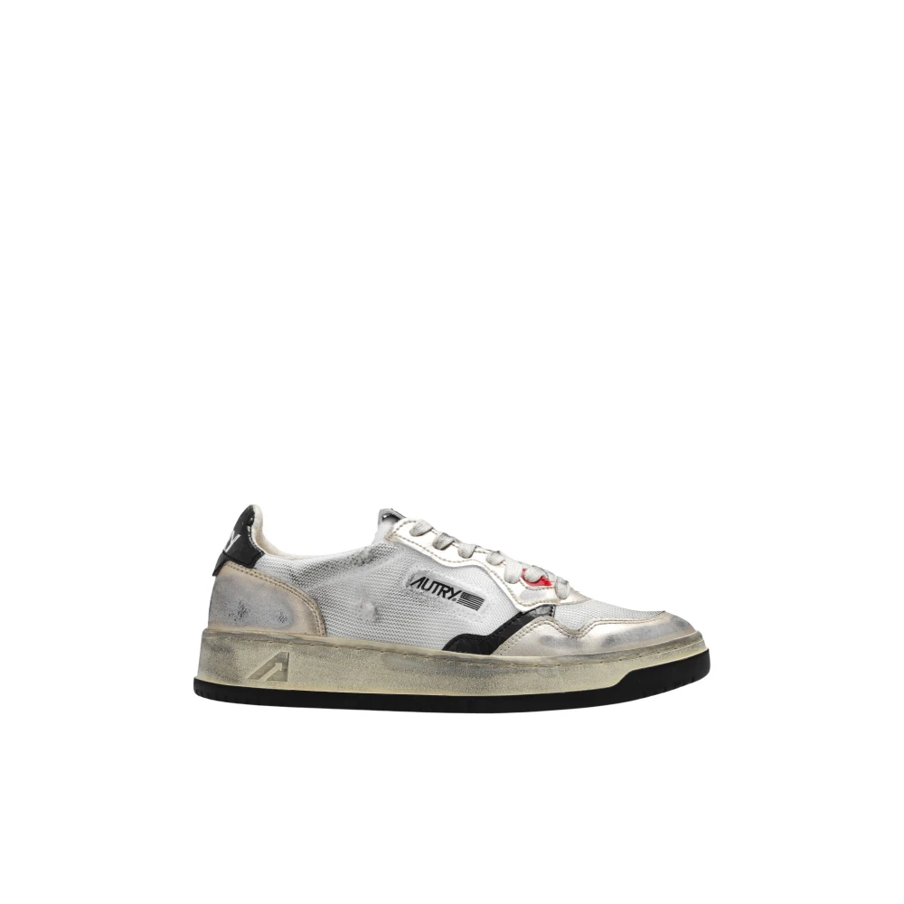 AVLW Sneaker
