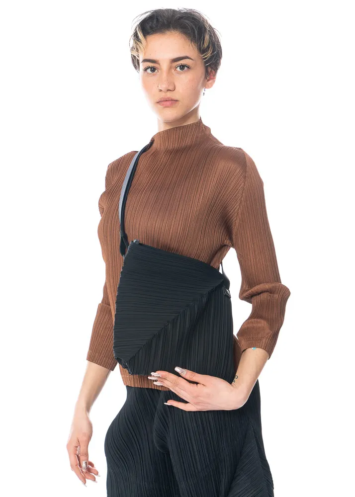 PLEATS PLEASE ISSEY MIYAKE, Tasche DIAGONAL PLEATS BAG 